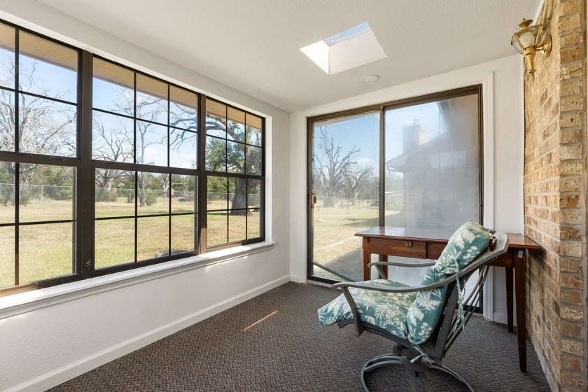 3.7 scenic acres, an impressive workshop, and just minutes from - photo 7