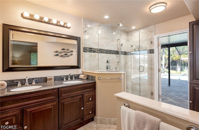Welcome to your slice of paradise in Southwest Florida. Nestled - photo 22
