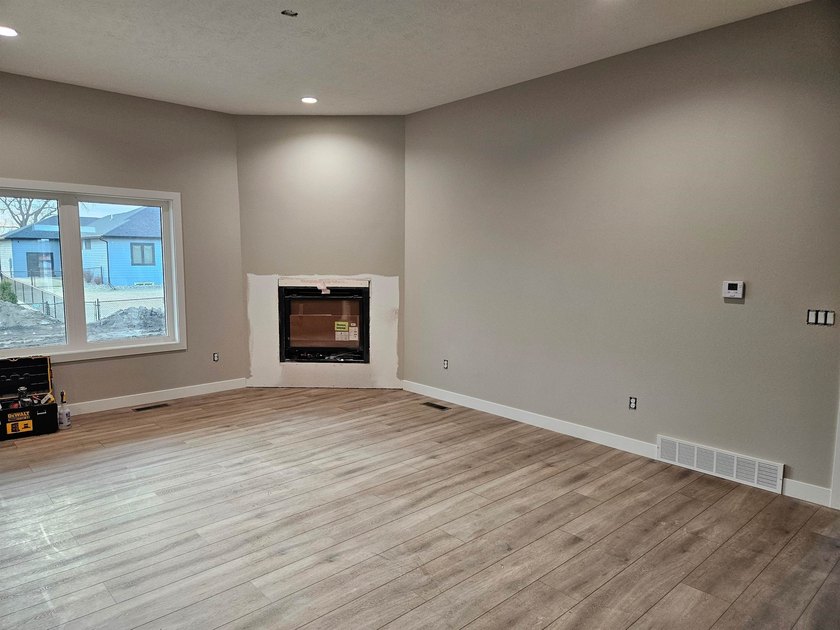 New Construction in Lakeshore Estates, new cul-de-sac lot and - photo 4