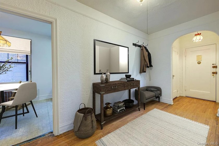 THE UNIT: Welcome to #4J - a sought-after, most-wanted floor - photo 44