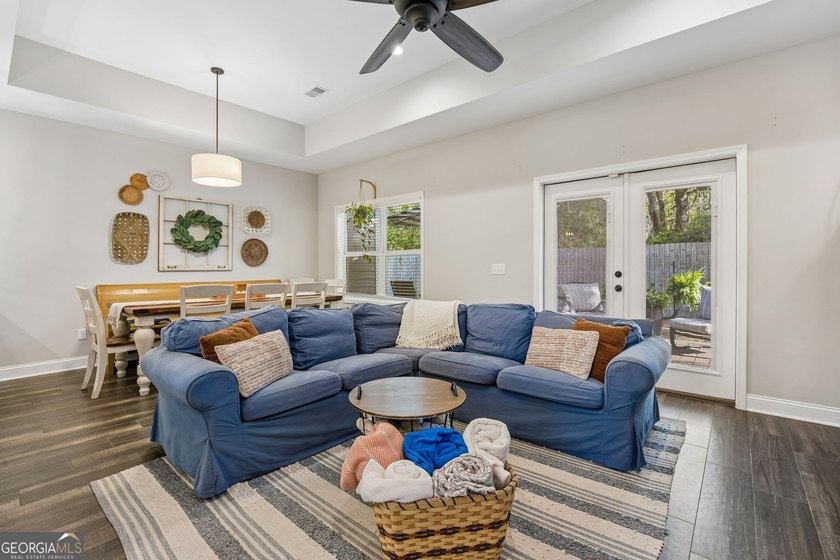 Step into this beautifully designed 4-bedroom, 2-bath home that - photo 11