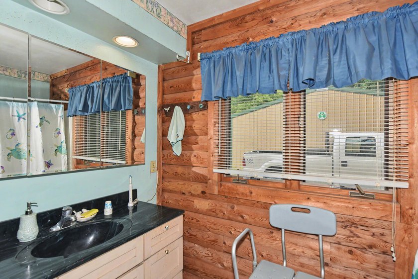 Experience unparalleled lake living on one of Eagle Lake's most - photo 15