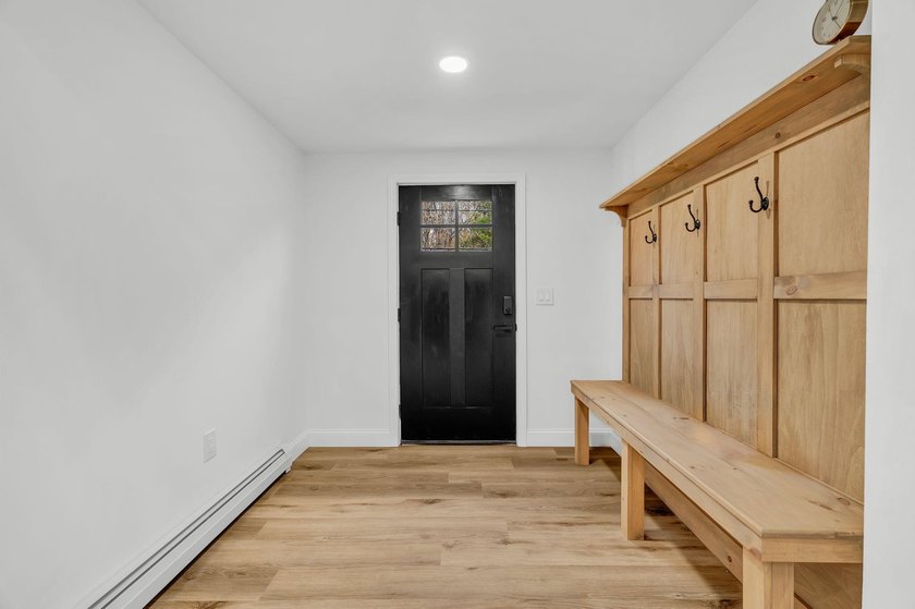 Fully renovated and move-in ready, this stylish yet cozy home - photo 20