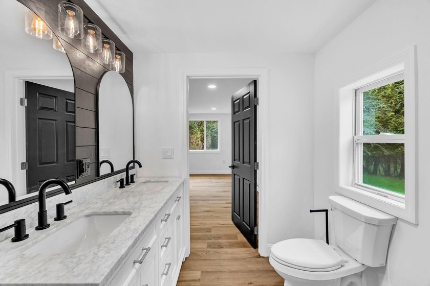 Fully renovated and move-in ready, this stylish yet cozy home - photo 29