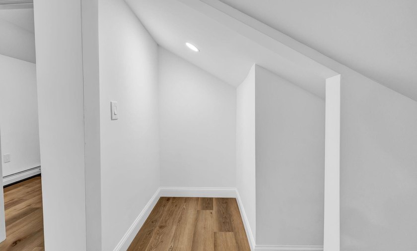 Fully renovated and move-in ready, this stylish yet cozy home - photo 38