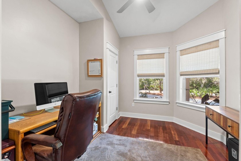This 4bd PLUS carriage house is tucked away on a secluded - photo 44