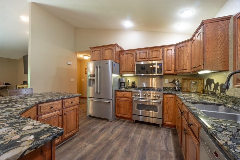 Discover your personal retreat on this extraordinary 80 acre - photo 12