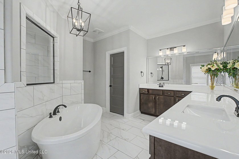 Lewisburg School Zone ~ Lake &amp; Sunset Views ~ Open Concept ~ - photo 33