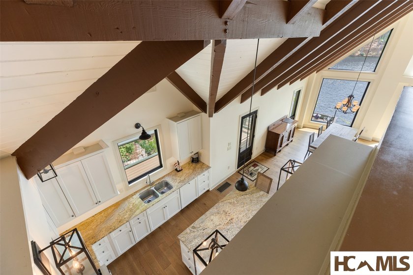 Fully reimagined lakefront on Lake Toxaway. The sellers - photo 15