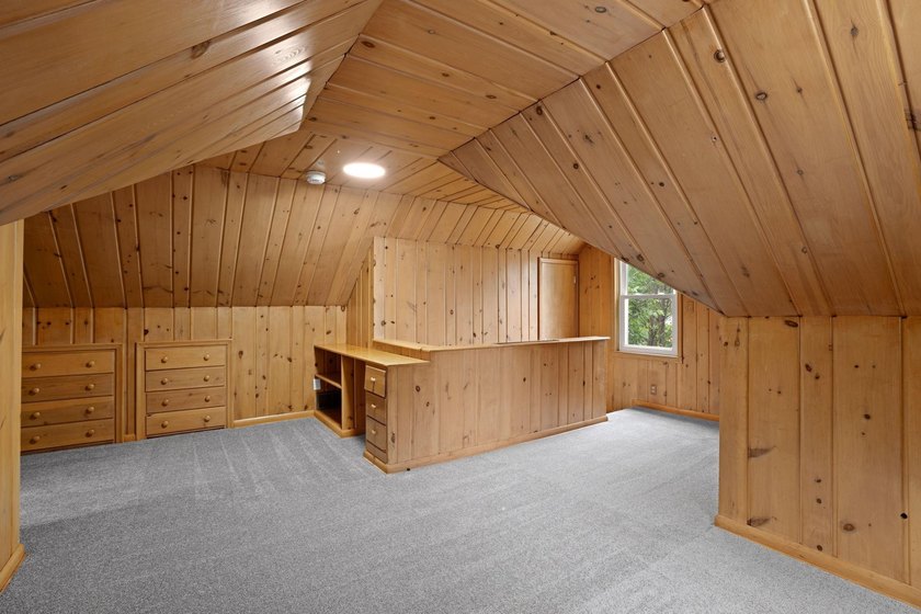 Fresh renovations and a thoughtful layout make this 3-bedroom - photo 24