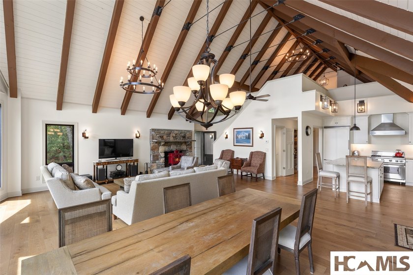 Fully reimagined lakefront on Lake Toxaway. The sellers - photo 27