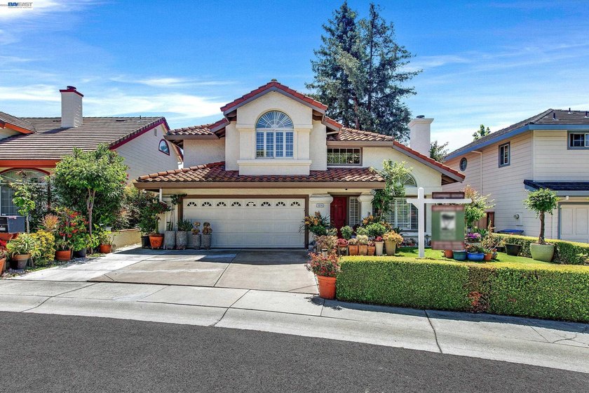 MAJOR PRICE REDUCTION! OPEN HOUSE Saturday June 13, 1:30 PM - - photo 3
