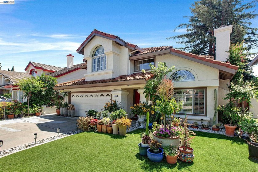 MAJOR PRICE REDUCTION! OPEN HOUSE Saturday June 13, 1:30 PM - - photo 5