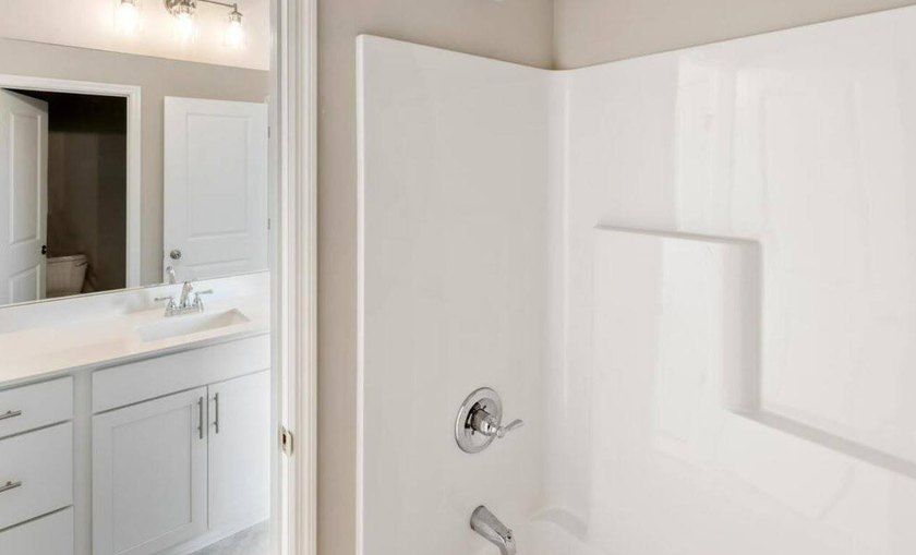 Presenting this well appointed one level on a cul-de-sac lot - photo 17