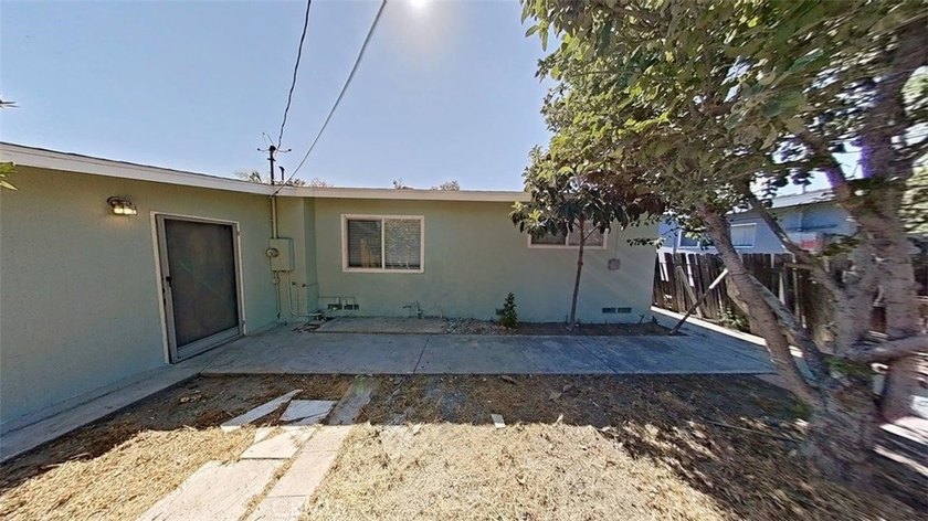 Great opportunity to own a newly remodeled Santa Ana home priced - photo 28
