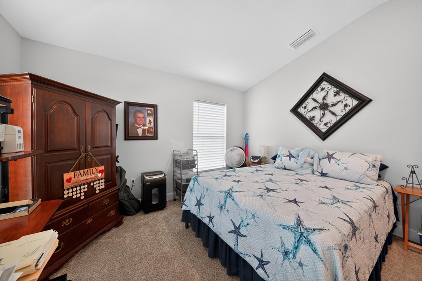 Welcome to 1858 SW Mackenzie Street, just minutes away from I-95 - photo 7
