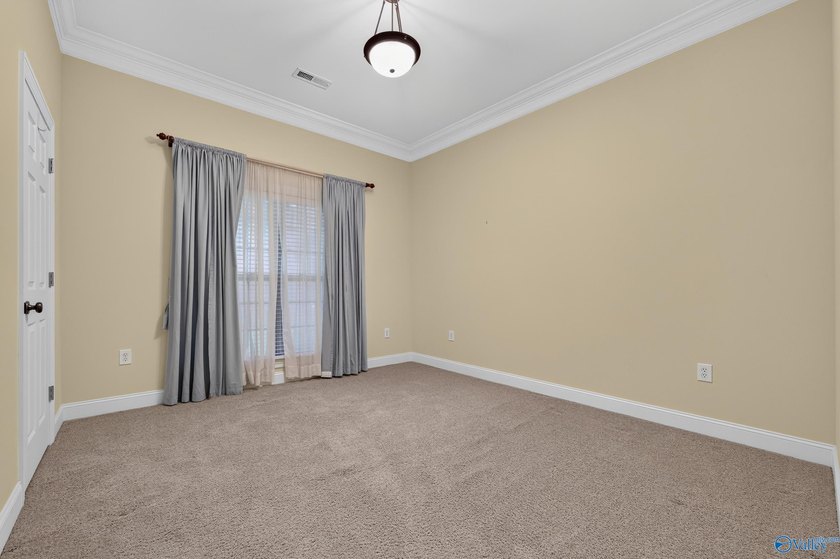 Custom one-owner home in Hampton Cove's sought-after - photo 43