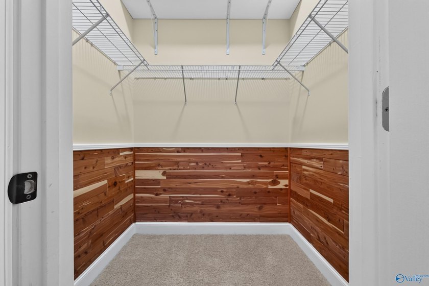 Custom one-owner home in Hampton Cove's sought-after - photo 46