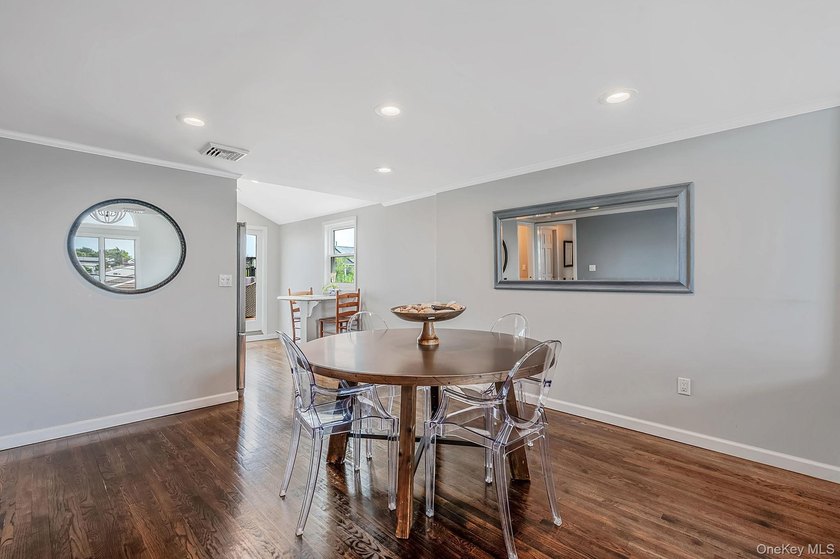 Welcome to this beautifully appointed Colonial, where timeless - photo 25