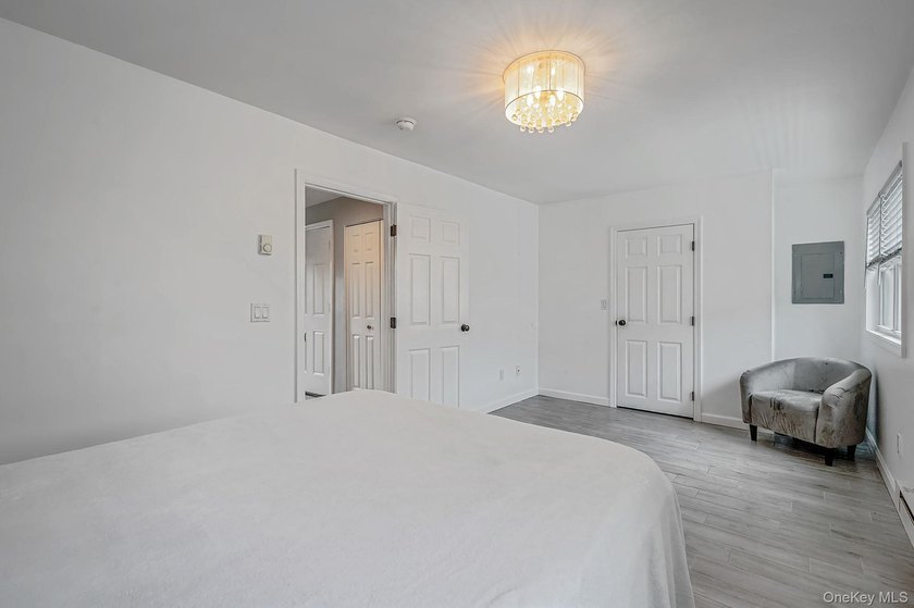 Welcome to this beautifully appointed Colonial, where timeless - photo 44