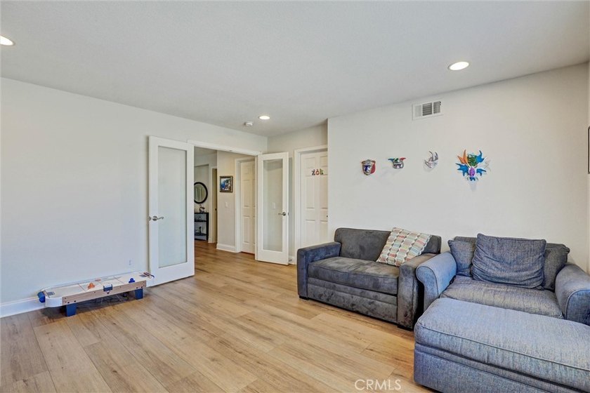 4 Larkspur - photo 14