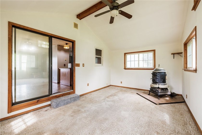 Welcome to 28 Jamee Lane, located on a quiet neighborhood street - photo 18