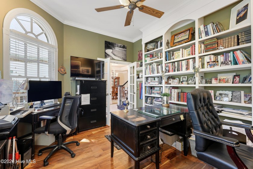 Set within the prestigious community of Landfall, this elegant - photo 30