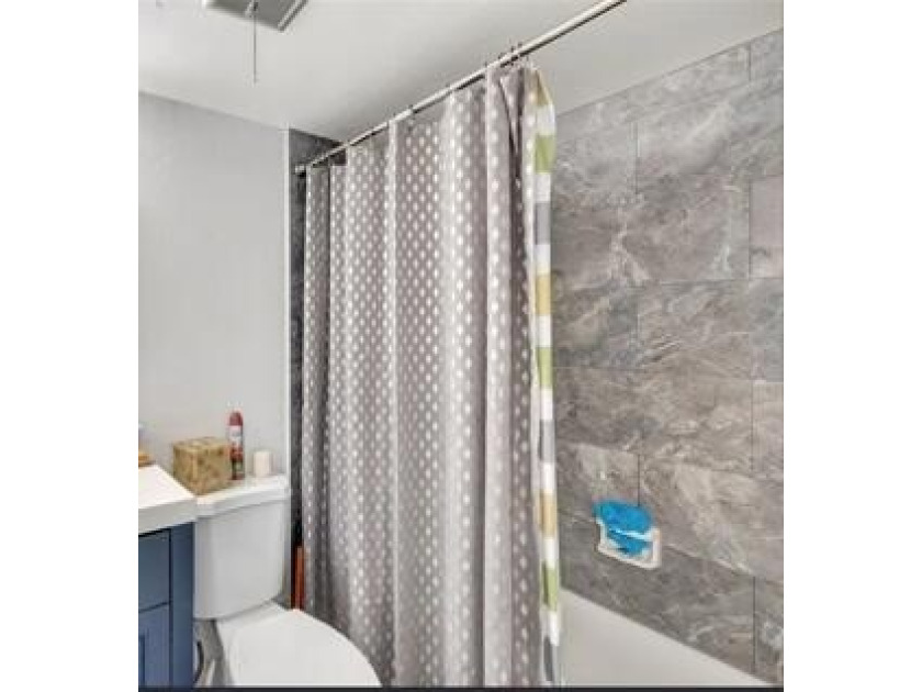 Step into this beautifully updated 2-bedroom, 2-bathroom condo - photo 5