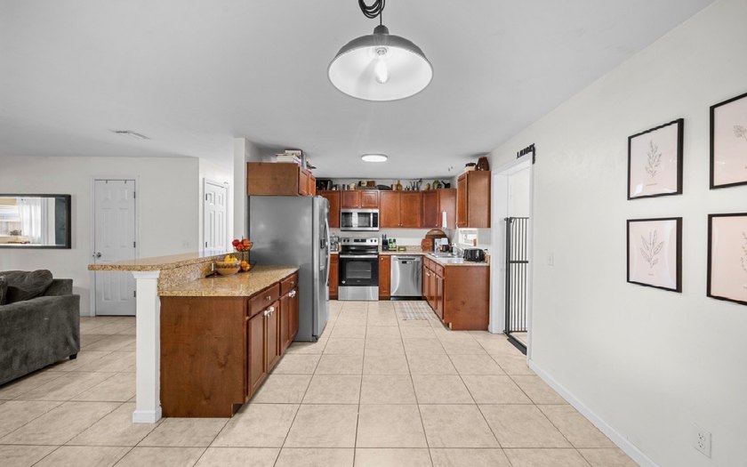 This beautifully maintained and updated home was completely - photo 8