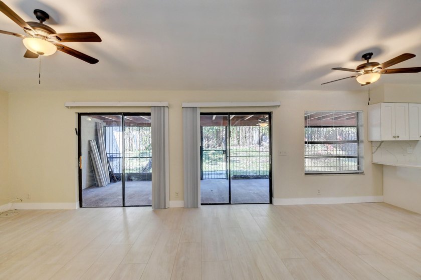 Discover this beautifully renovated 4-bedroom, 2-bathroom - photo 12