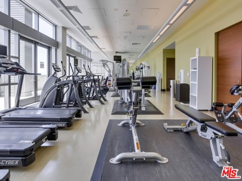 Exceptional opportunity to own a luxury 1-bedroom residence at - photo 29