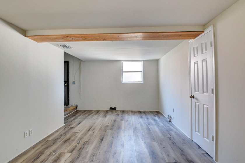 Discover this beautifully renovated 4-bedroom, 2-bathroom - photo 37