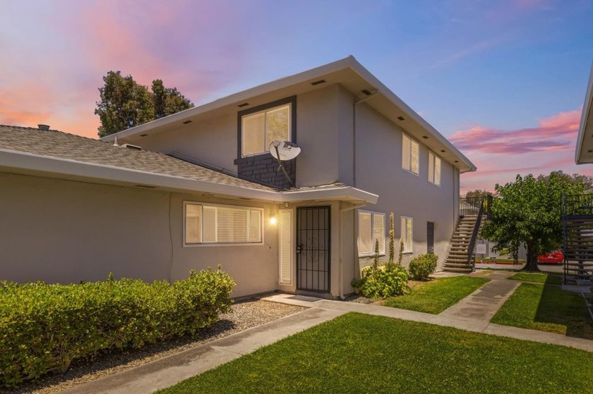 Move-in ready and completely turn-key, this beautifully - photo 38