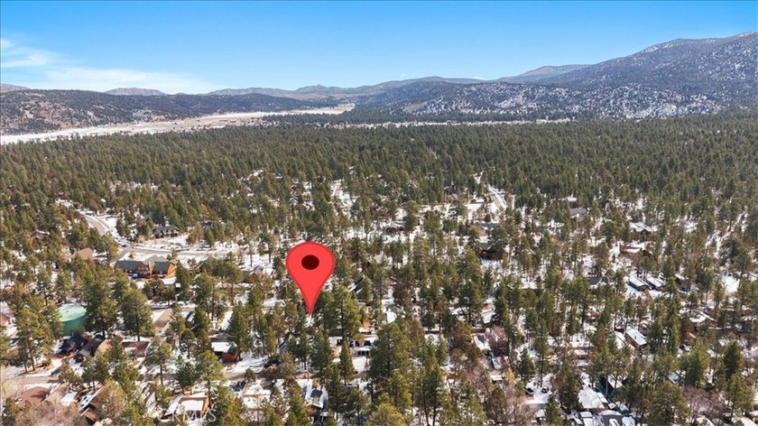 Whether you're looking for your own mountain getaway, a - photo 41