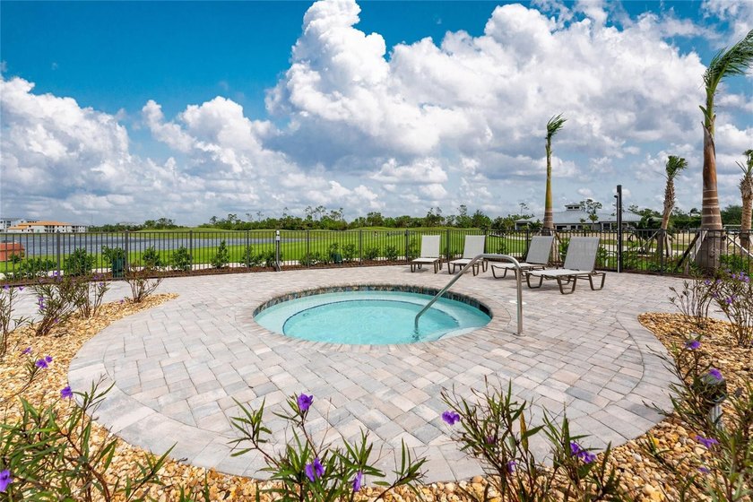 HUGE PRICE REDUCTION! MOVE IN READY! WALKING DISTANCE TO THE - photo 45