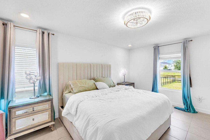 Why wait for new construction when you can own this beautiful - photo 16