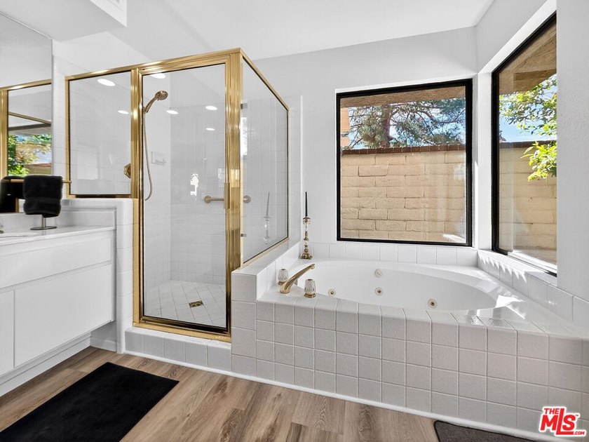 Set lakeside in one of the most desirable perimeter locations - photo 21