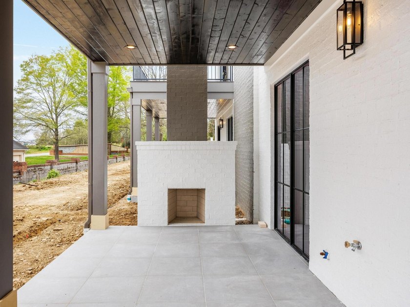 Welcome to Heron Square, an exclusive gated townhome community - photo 10