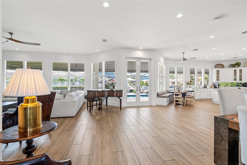 Coastal-Inspired Deepwater Estate sited one lot off the - photo 6