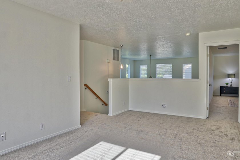 Nestled in Northwest Meridian, this updated home blends space - photo 11