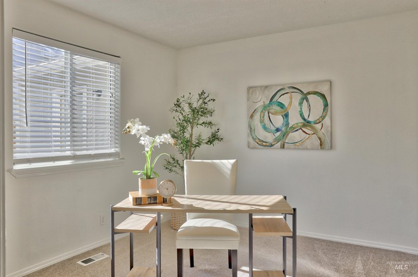 Nestled in Northwest Meridian, this updated home blends space - photo 15