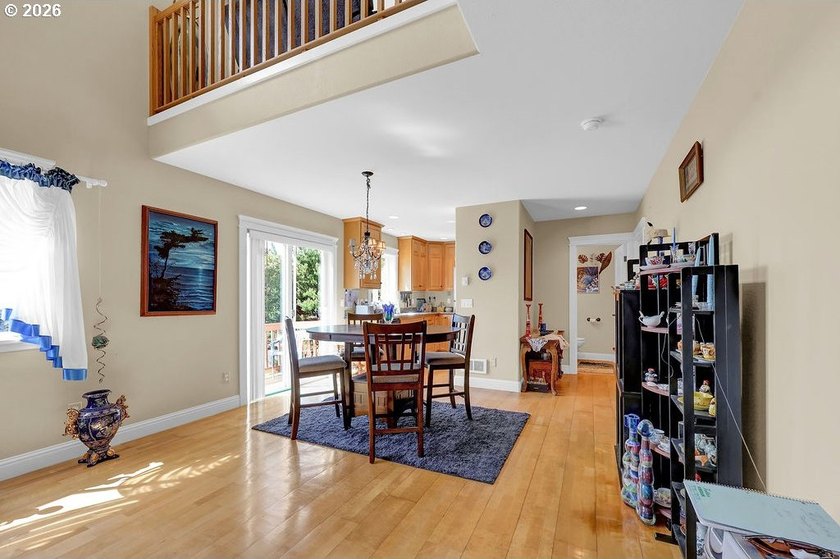 Well-maintained, charming townhome in Oyster Cove with a - photo 11