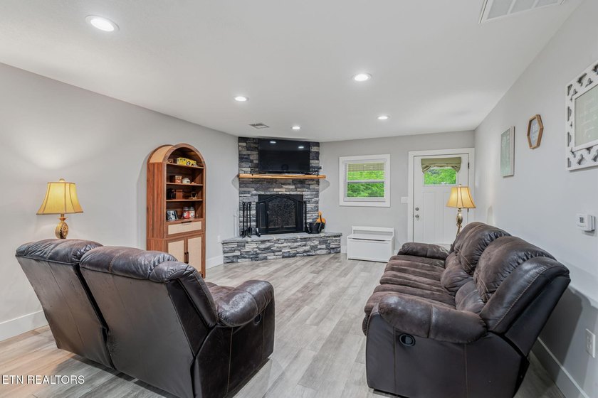 Charming One Level Home with Exceptional Curb Appeal! Welcome - photo 13
