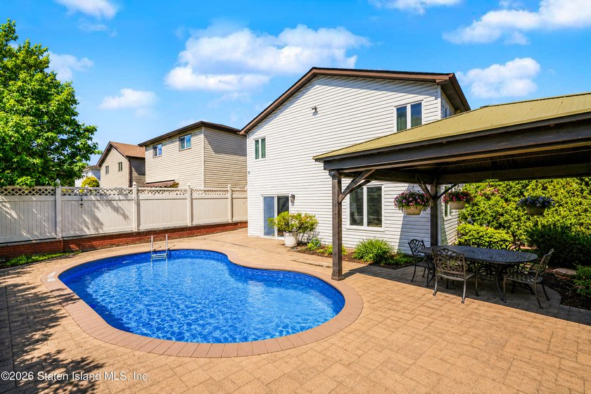 Welcome to 52 Vineland Avenue located in Huguenot. Spacious &amp; - photo 35