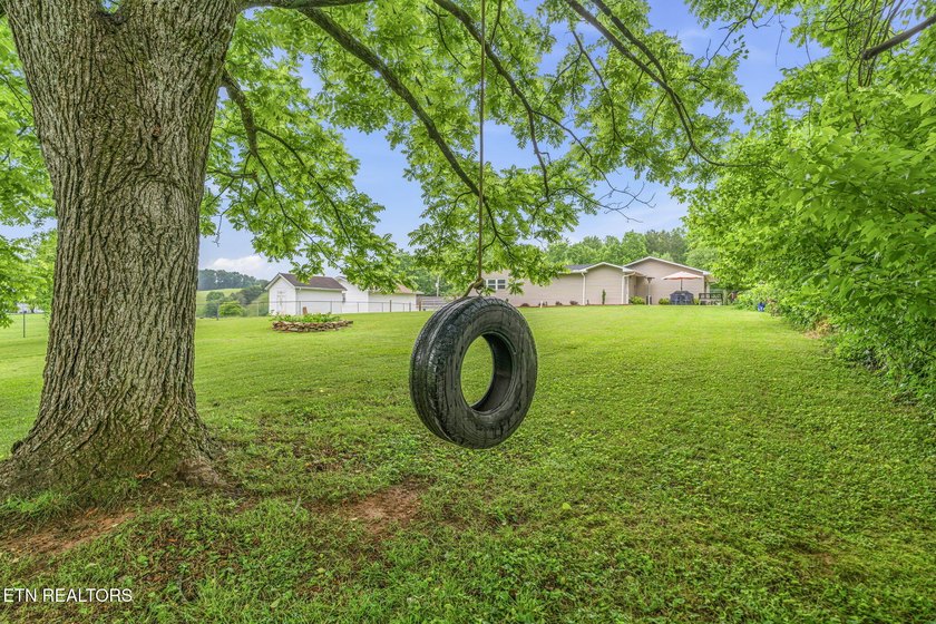 Charming One Level Home with Exceptional Curb Appeal! Welcome - photo 43