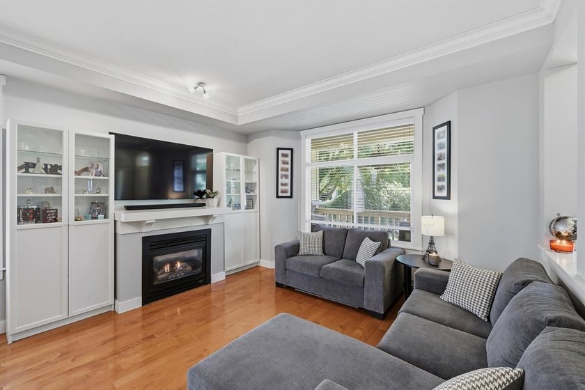 Welcome to Ferngrove, a boutique duplex style complex located in - photo 6