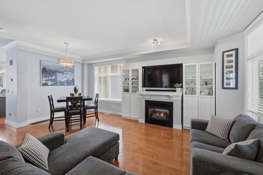 Welcome to Ferngrove, a boutique duplex style complex located in - photo 7