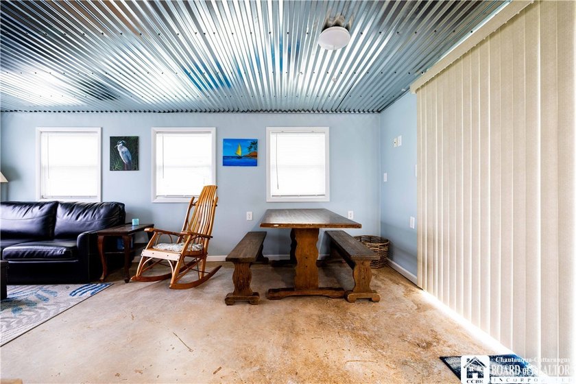 Here's your chance to jump on a rare opportunity in the lively - photo 25