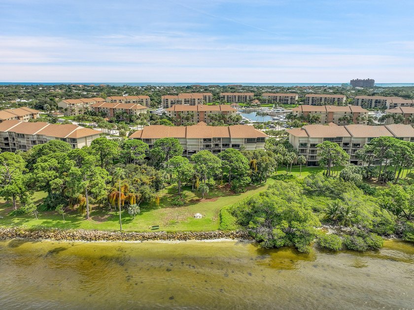 Discover unparalleled waterfront living at this stunning new - photo 37