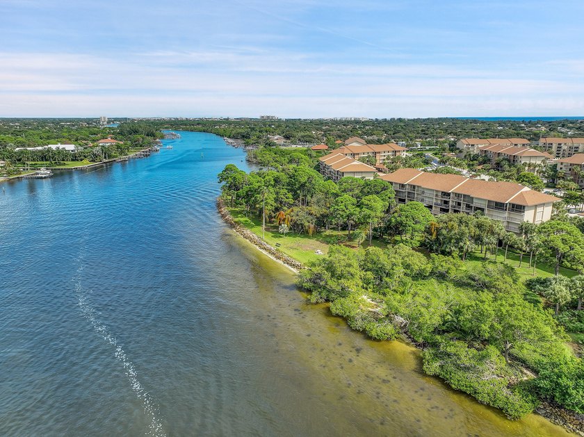 Discover unparalleled waterfront living at this stunning new - photo 38
